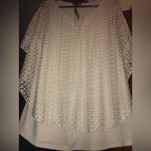 Lovely champagne plus top- New with tags!